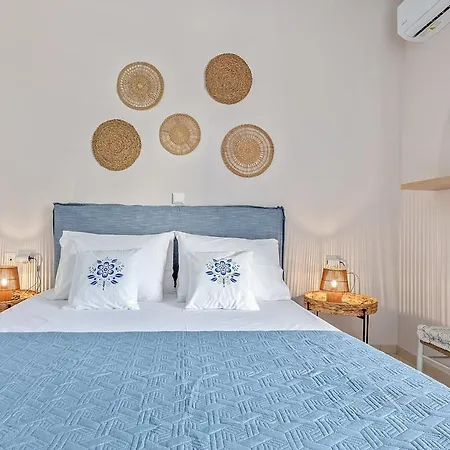 Apartment Elegant For 8, 3 Min From Chalkís