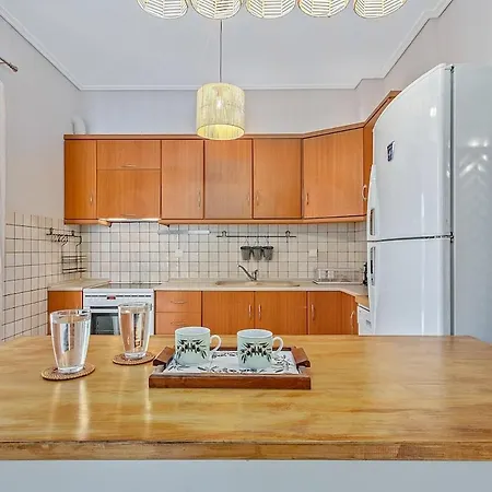 Elegant For 8, 3 Min From Apartment Chalkís