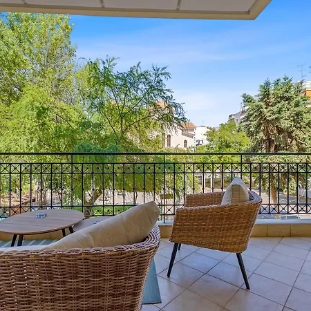 Apartment Elegant For 8, 3 Min From